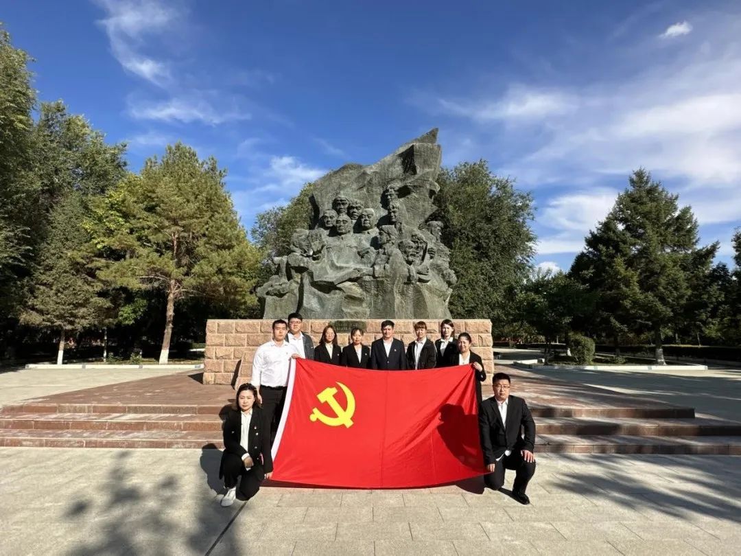 fghgfdrs345654.jpg 图片